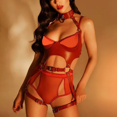 Harness Corporal em Couro com Cinta Liga e Sustentação