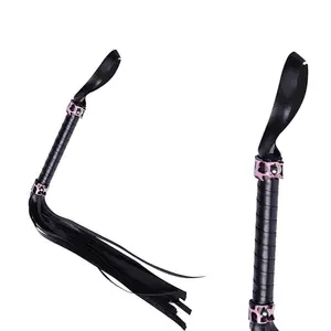 Chicote Erótico de Luxo 50cm com Alça